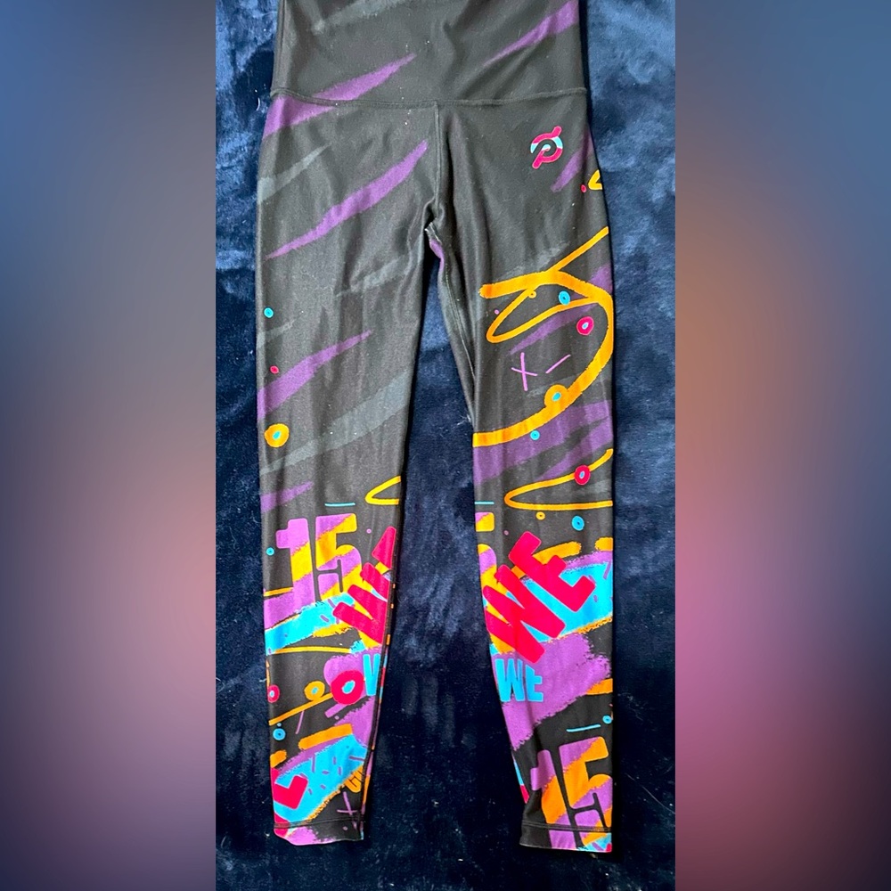 Medium Peloton, Black History Month cropped leggings